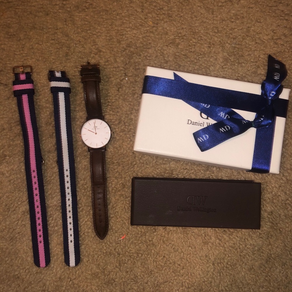 Daniel Wellington watch + 3 bands